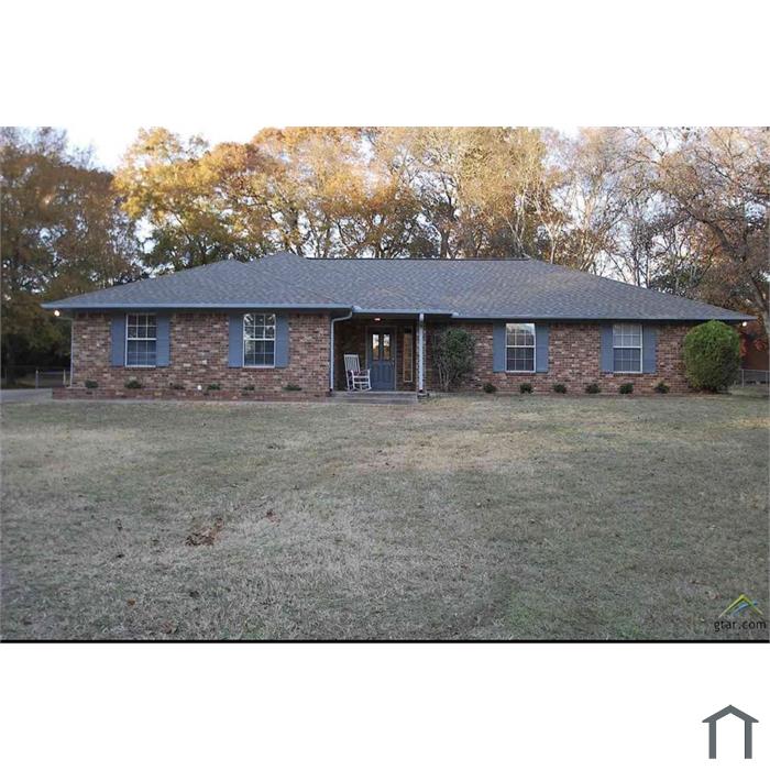 906 McClenny Dr