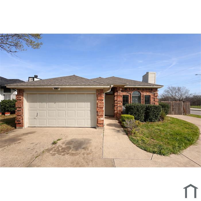 701 W Lynn Creek Dr