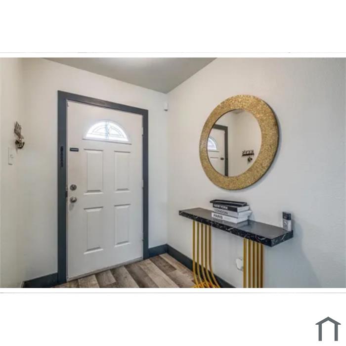 703 Moss Glen Trl