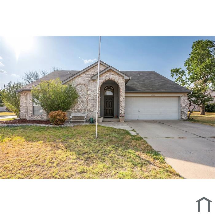 6734 White Tail Ln