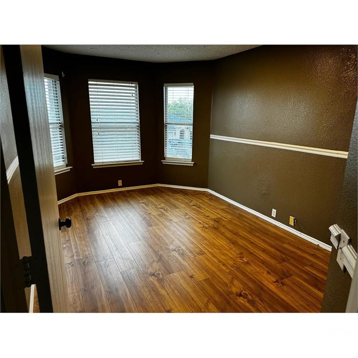 1401 Kilkenny Dr