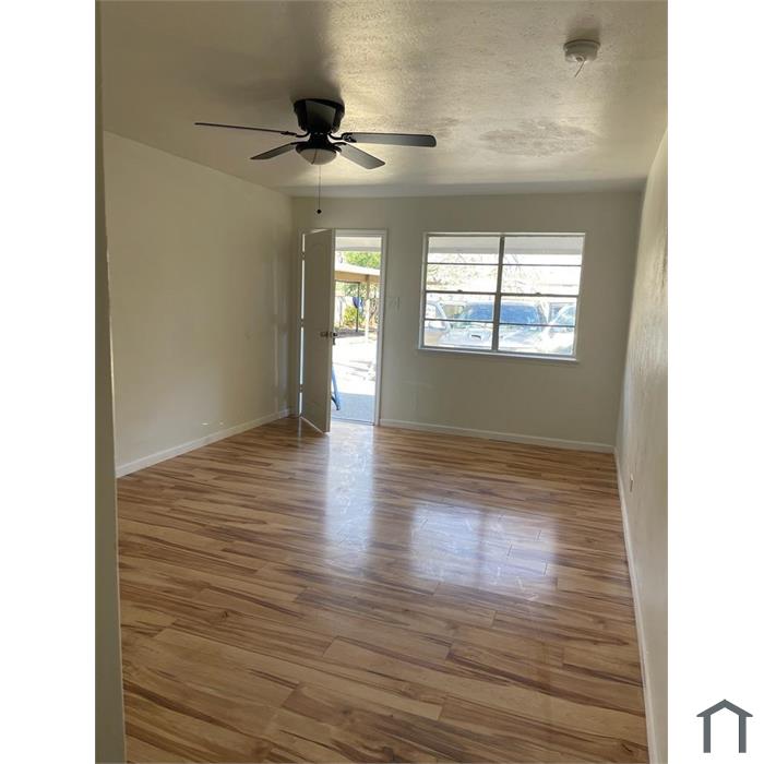 1802 Jay Cir