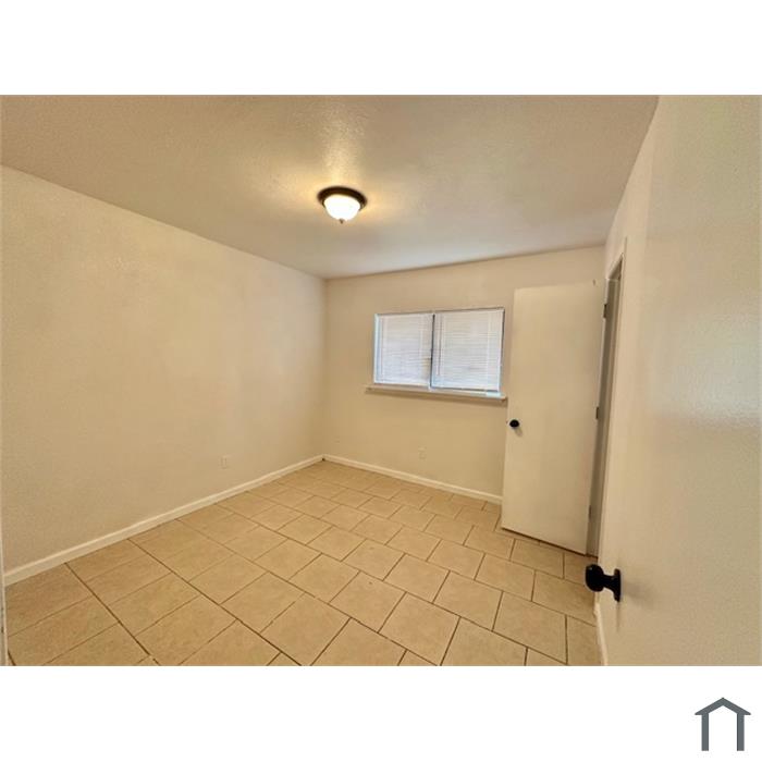 2300 Springridge Dr