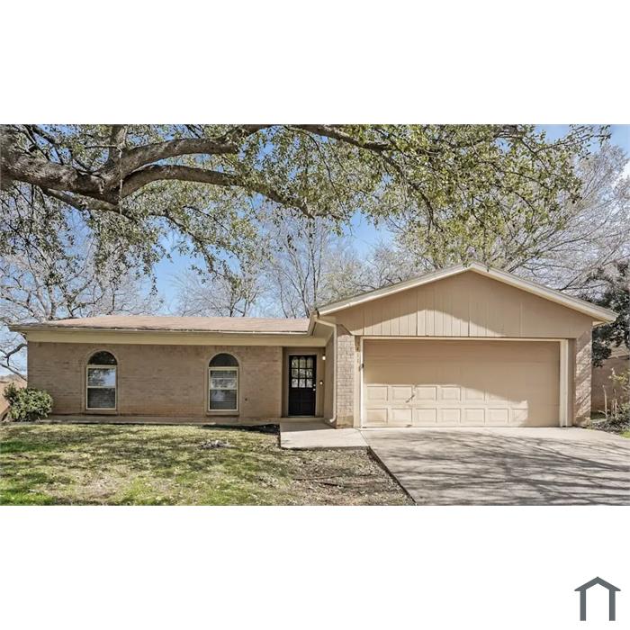 5411 Vermillion Trl