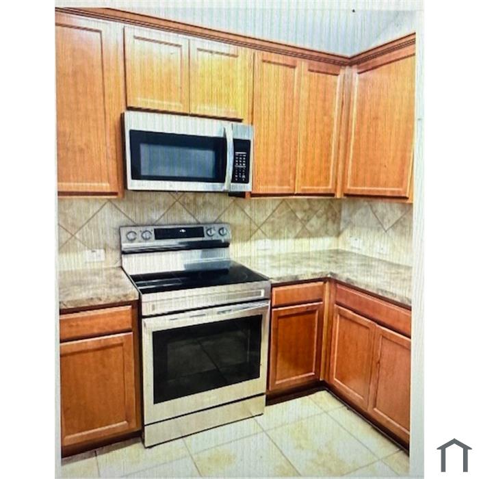 604 Poncho Ln