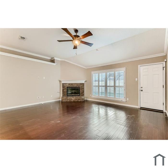 600 Joy Ln