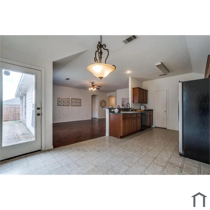 4419 Ashbury Ln