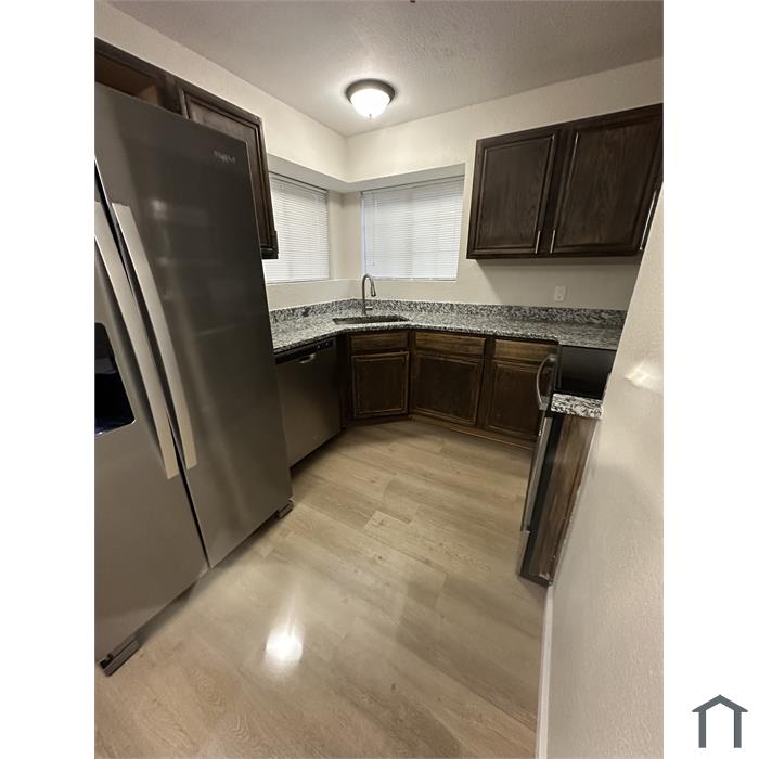 1021 Hidden Creek Dr