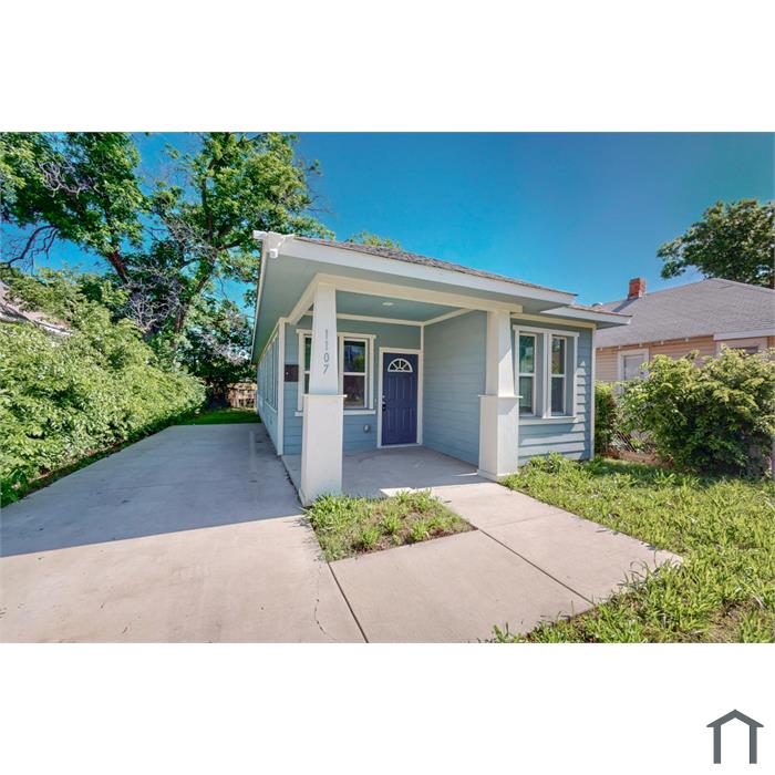 1107 E Annie St