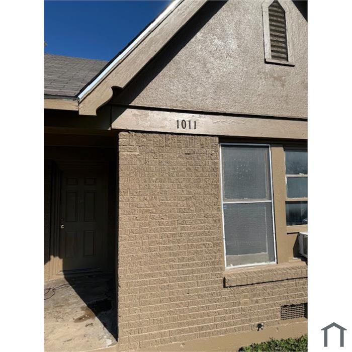 1011 Marion Ave