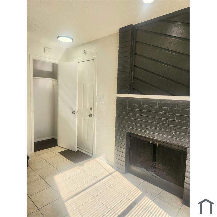 6828 Brentwood Stair Rd