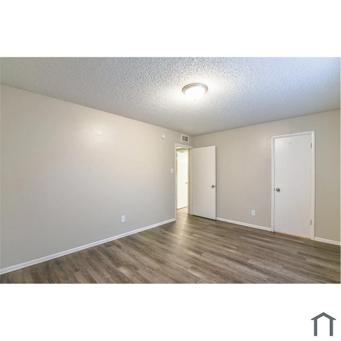 Mariposa Park Apartments