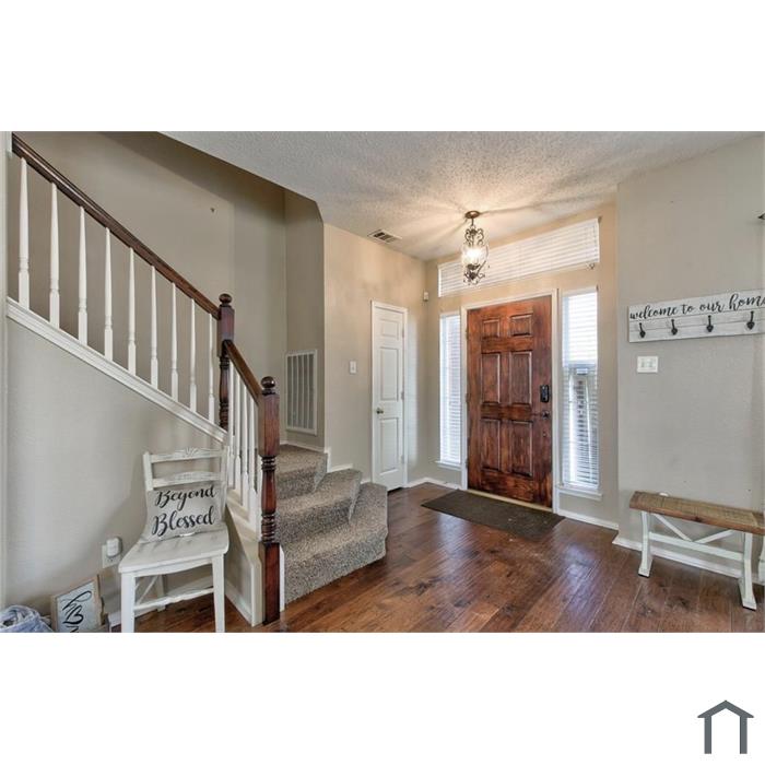 8225 Bedrock Dr
