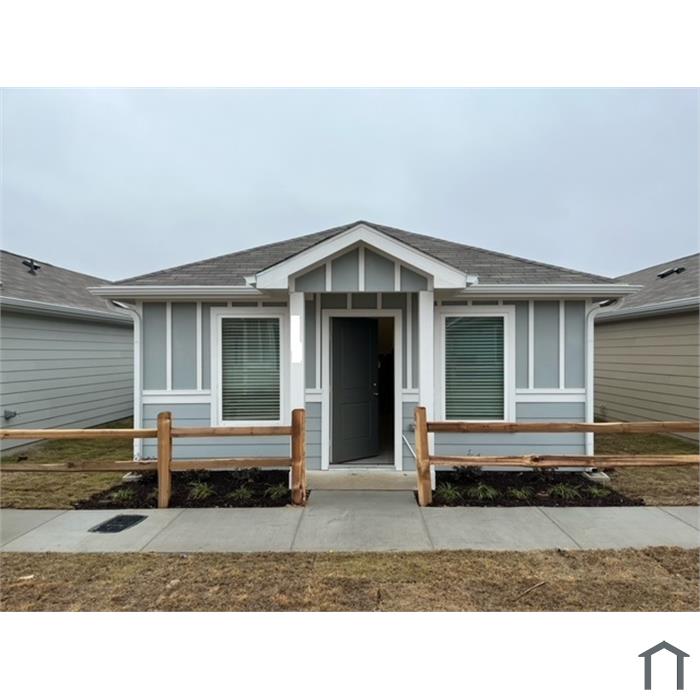 8744 Texas Risinger Dr