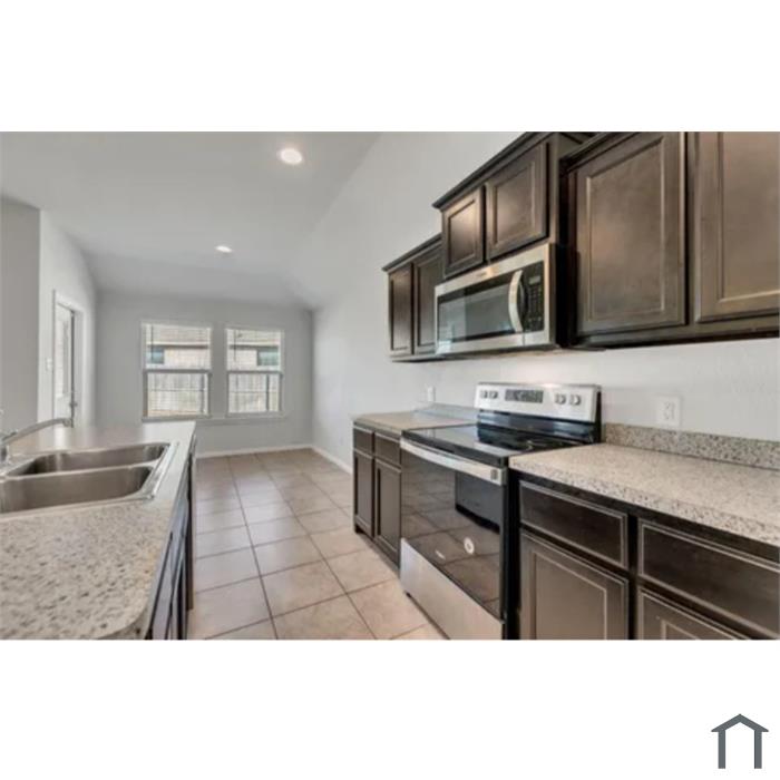 3400 Winoak Dr