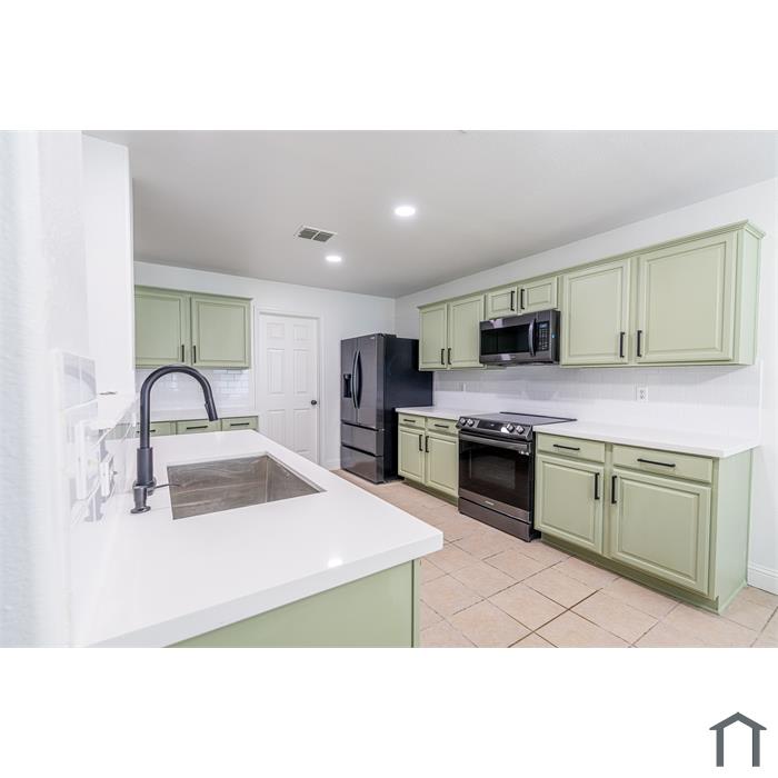7616 Sienna Ridge Ln