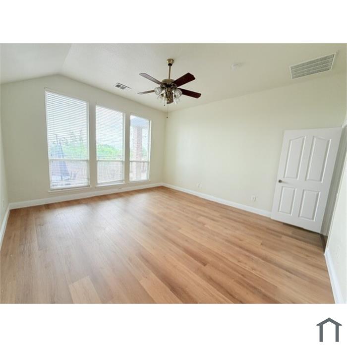 5800 Table Rock Dr