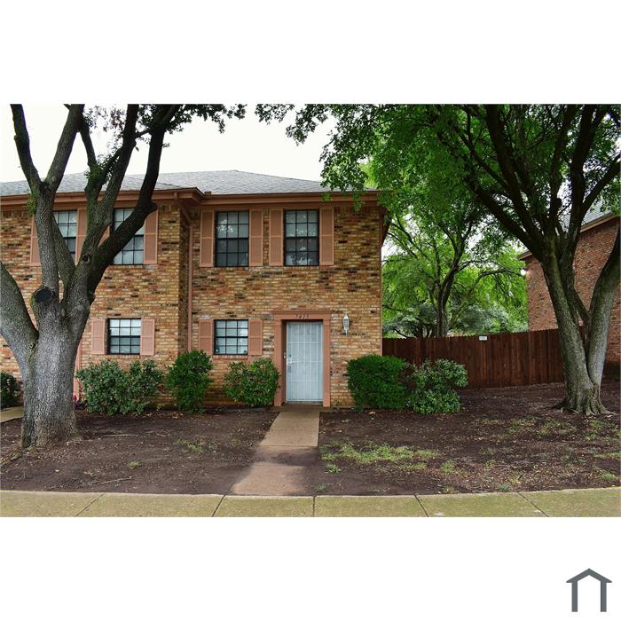 7415 Kingswood Cir