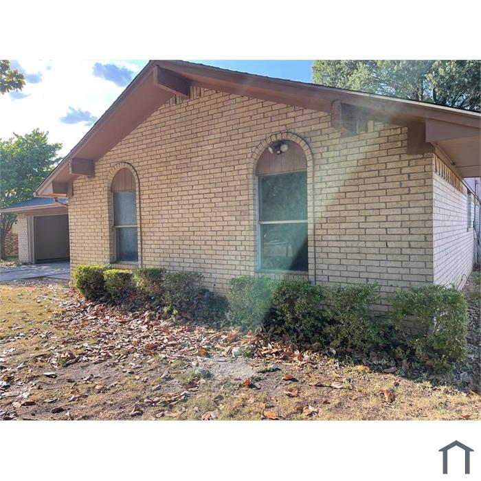 2723 Emerson Ln