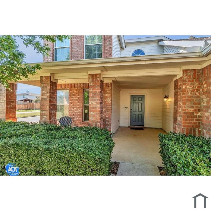 4 Bedroom Single Family House 8732 King Ranch Dr in Cross Roads, TX
