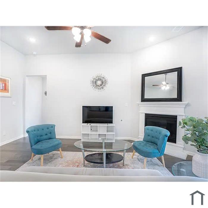 6008 Mapleshade Way