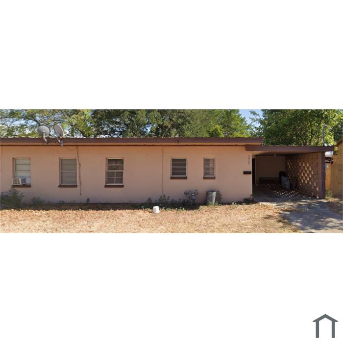 2404 Oak Dr