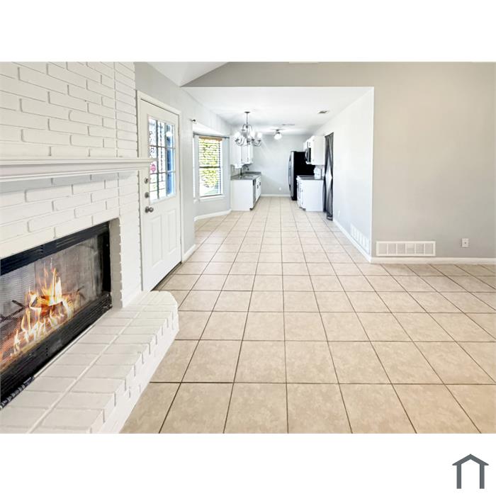 3607 Amanda Dr
