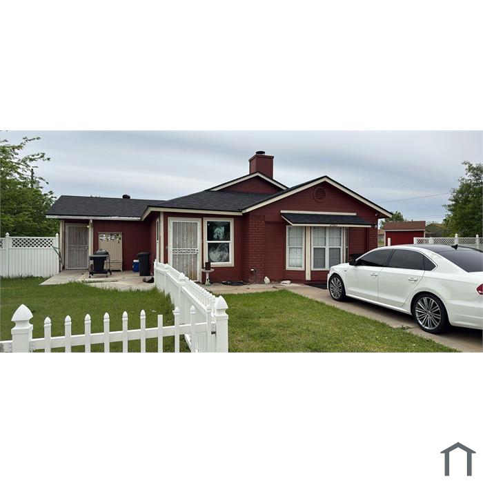 2307 Lago Trl