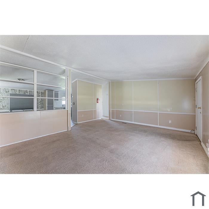 410 N Amy Ln