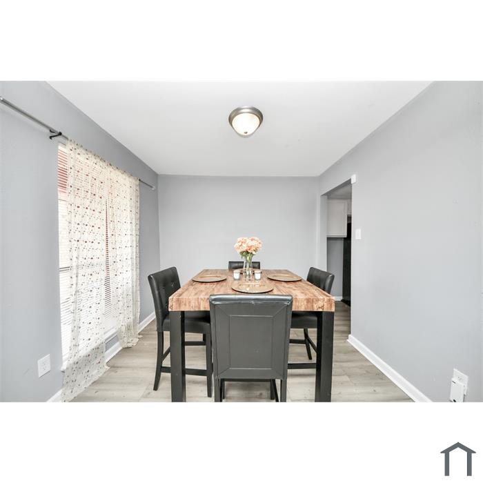 11906 Fleming Dr