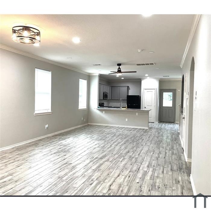1610 Thornhollow Dr
