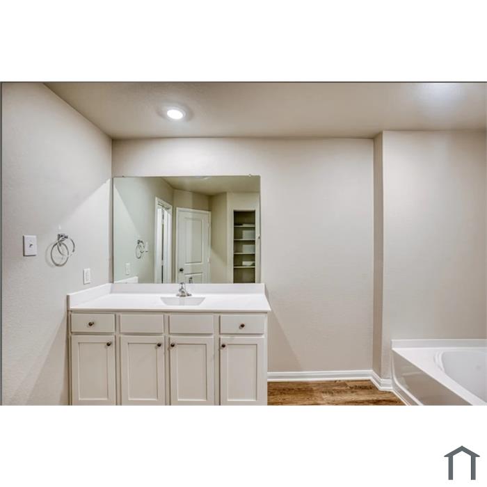 8214 Sunberry Shadow Dr