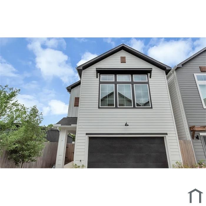 3 Bedroom Single Family House 814 Thornton Rd in Houston, TX