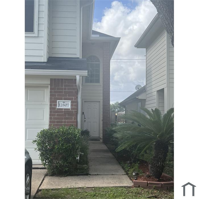 12807 Cobden Ct