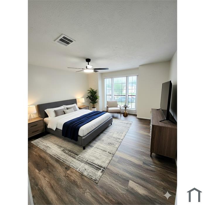 10047 Emerald Creek Dr