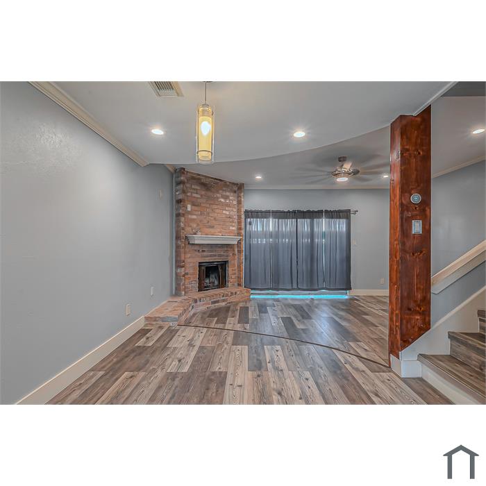 7700 Creekbend Dr