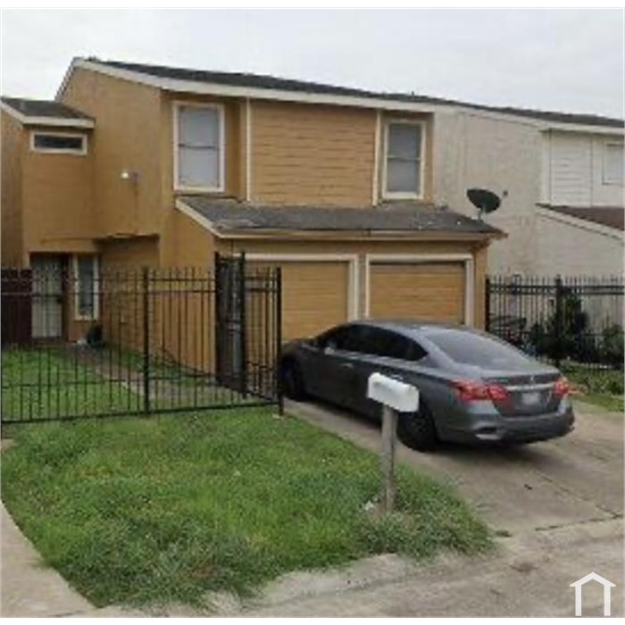 7709 Rolling Ridge Dr