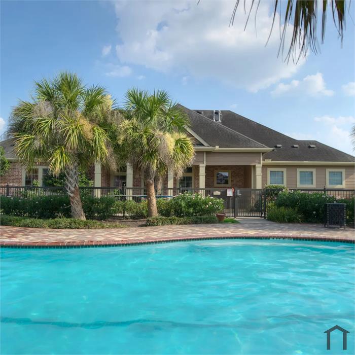 311 N Vista Dr