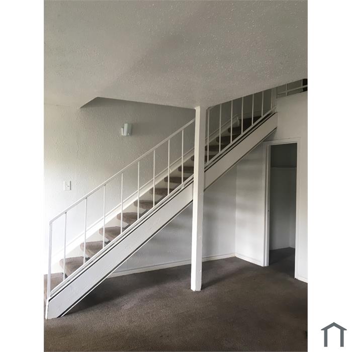 2 Bedroom Townhouse (Condo) 5625 Antoine Dr in Houston, TX