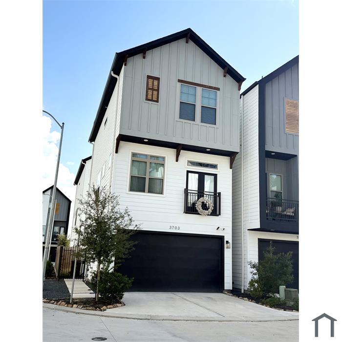 3703 Creekmont Green Ln