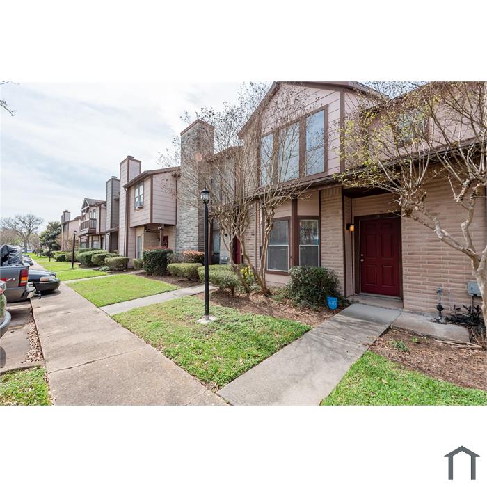 12400 Brookglade Cir