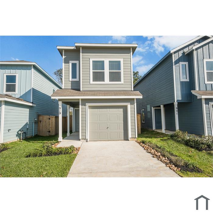 919 Pertuso Ln