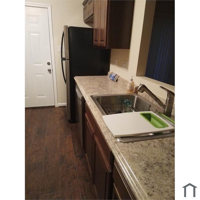 1806 Country Village Blvd