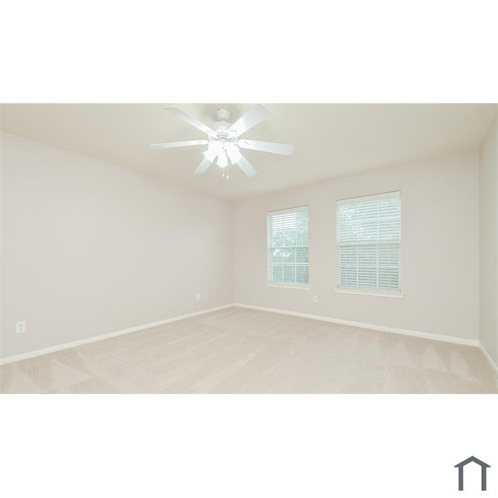 2707 Roaring Oaks Ln