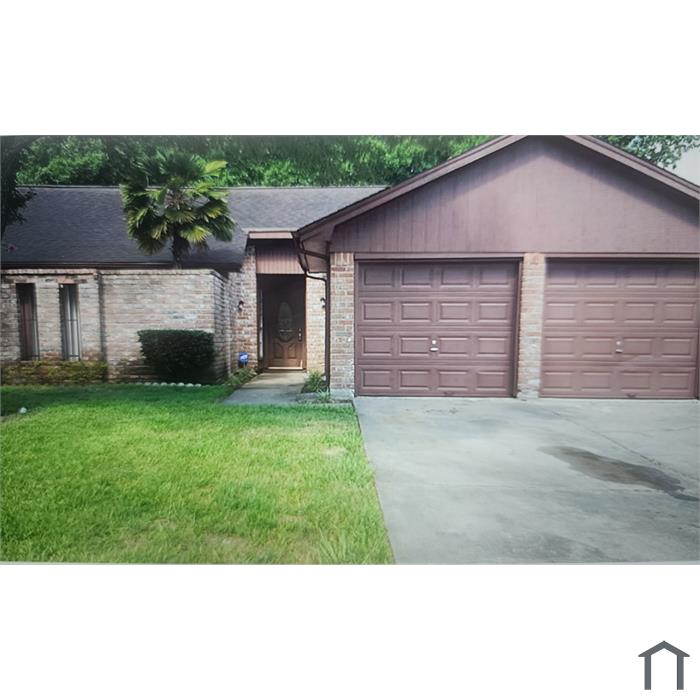 3906 Glen Cove Cir