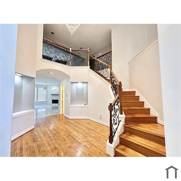 2819 Lake Shore Harbour Dr