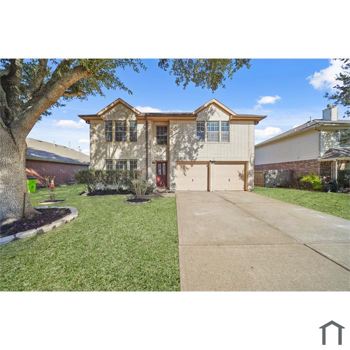 5003 E Parma Dr