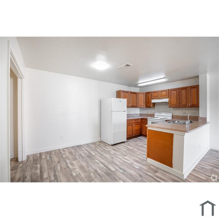 300 Silverleaf Rd
