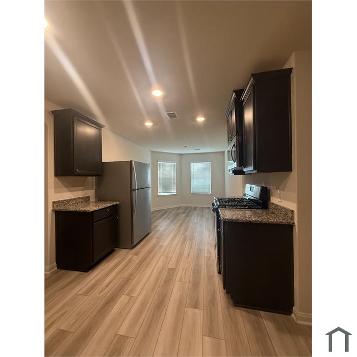 473 Amberwood Park Dr