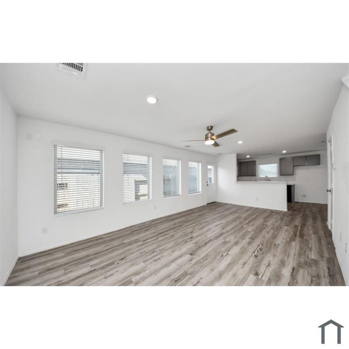 4307 Palmetto Grove Ln